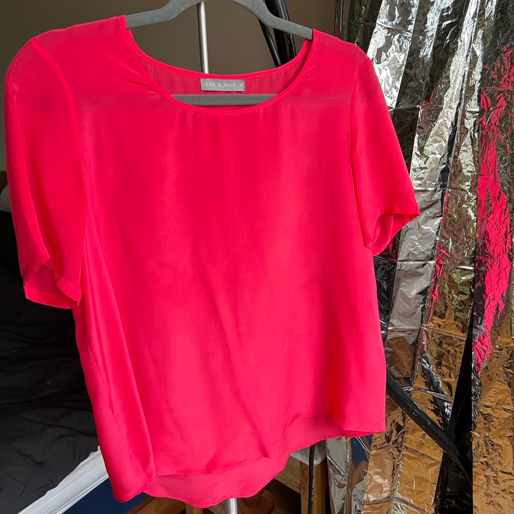Zoe & Sam Bright Pink Silk Short Sleeve Top